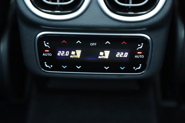 Mercedes-Benz GLC 400e AMG 4-Matic | 381PK | Achterasbesturing | Luchtvering | Pano | Head-up | Keyles-go | Sfeerverlichting | Memory | Distronic Mercedes-Benz GLC 400e AMG 4-Matic | 381PK | Achterasbesturing | Luchtvering | Pano | Head-up | Keyles-go | Sfeerverlichting | Memory | Distronic