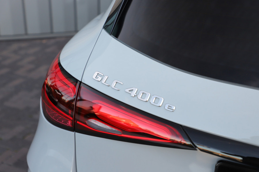 Mercedes-Benz GLC 400e AMG 4-Matic | 381PK | Achterasbesturing | Luchtvering | Pano | Head-up | Keyles-go | Sfeerverlichting | Memory | Distronic Mercedes-Benz GLC 400e AMG 4-Matic | 381PK | Achterasbesturing | Luchtvering | Pano | Head-up | Keyles-go | Sfeerverlichting | Memory | Distronic