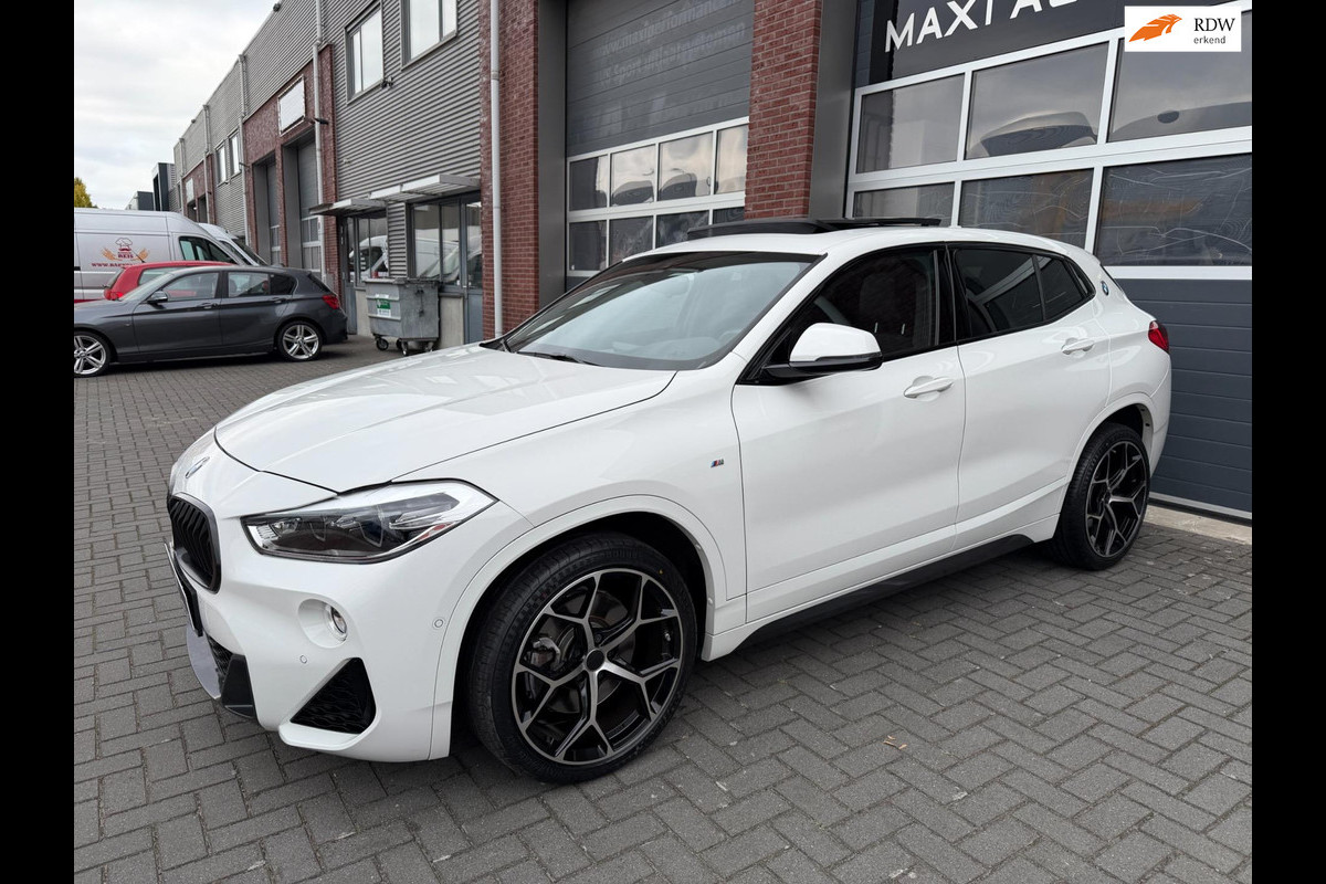 BMW X2 SDrive20i 192PK M Sport LED Pano HUD Trekhaak Camera BMW X2 SDrive20i 192PK M Sport LED Pano HUD Trekhaak Camera