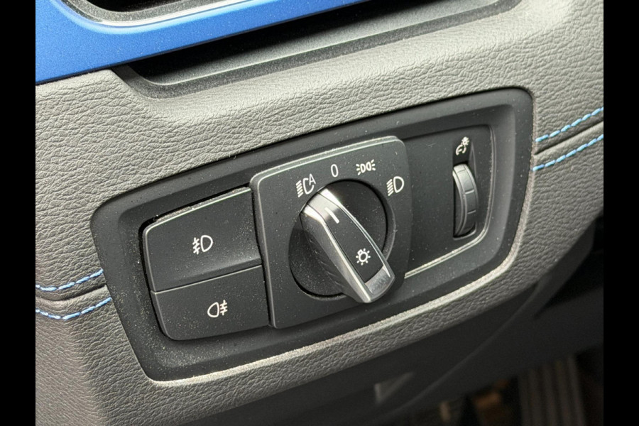 BMW X2 SDrive20i 192PK M Sport LED Pano HUD Trekhaak Camera