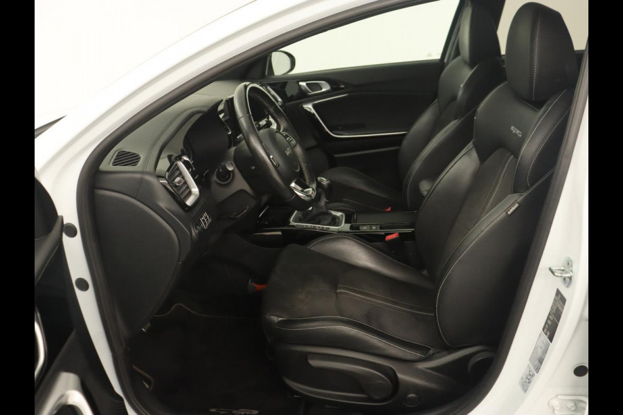 Kia ProCeed 1.0 T-GDi GT-Line | Panoramadak | Stoel & stuurverwarming | Carplay | Leder/Alcanatara | Full LED | Adaptive cruise | Navigatie | Keyless | Digital Cockpit