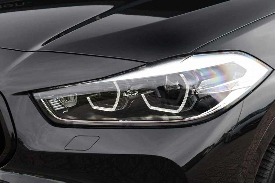 BMW X2 xDrive25e M-Sport Pano M-zetels HUD Camera El-klep 19inch