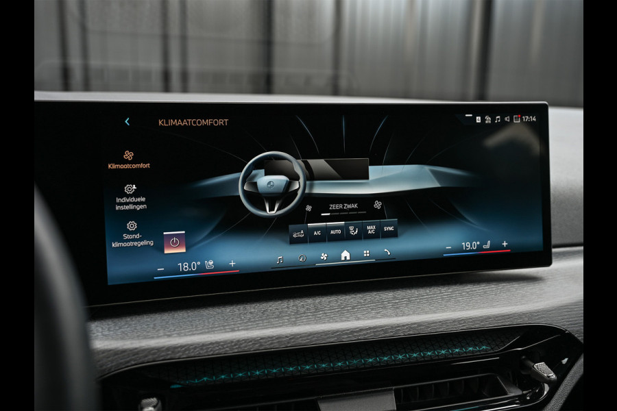 BMW 3 Serie Touring 330e xDrive M-SPORT | FACELIFT | ACCU 19,5 kWh | ACTIVE CRUISE | ELEKTR. TREKHAAK | HIFI AUDIO | SHADOW LINE | CAMERA | BMW 3 Serie Touring 330e xDrive M-SPORT | FACELIFT | ACCU 19,5 kWh | ACTIVE CRUISE | ELEKTR. TREKHAAK | HIFI AUDIO | SHADOW LINE | CAMERA |