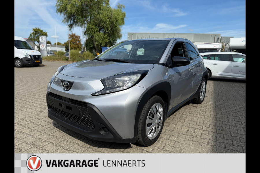 Toyota Aygo X 1.0 VVT-i S-CVT Play Automaat