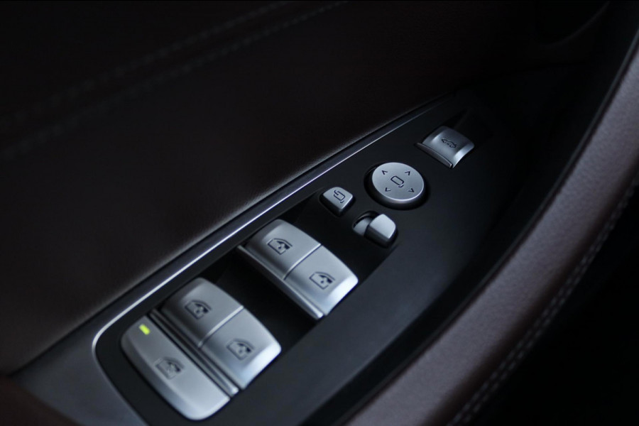 BMW X3 XDrive30i M Sport / PANODAK / HUD / KEYLESS / 360 / DODEHOEK