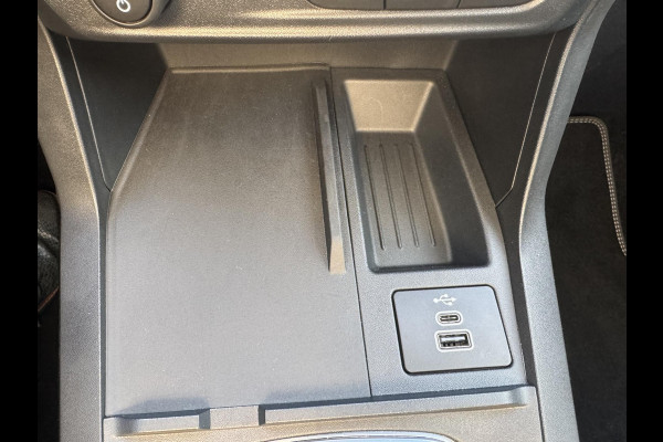 Ford Puma 1.0 EcoBoost Hybrid Titanium 125pk | Driver Assistance Pack | Winterpack | Matrix LED | Verlengde fabrieks garantie tot 03-2029 Ford Puma 1.0 EcoBoost Hybrid Titanium 125pk | Driver Assistance Pack | Winterpack | Matrix LED | Verlengde fabrieks garantie tot 03-2029