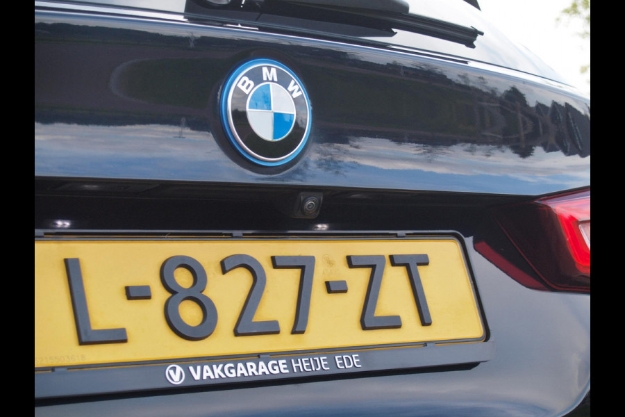 BMW iX3 High Executive 80 kWh | Panoramadak | Camera | Harman Kardon | Cruise Control | Head-up display |