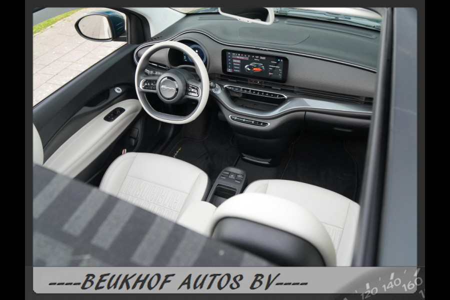 Fiat 500 La Prima 42 kWh Cabrio Carplay Camera Leer Navigati