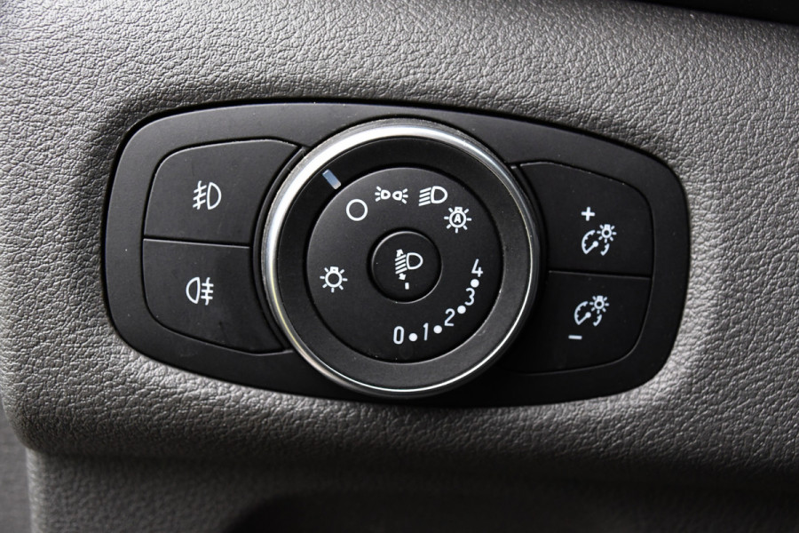 Ford Transit Custom 300 2.0 TDCI L2H1 PB Edition Camera, Cruise, Carplay, 130pk, NAVI, Trekhaak, Automaat, Multimedia, Uniek!