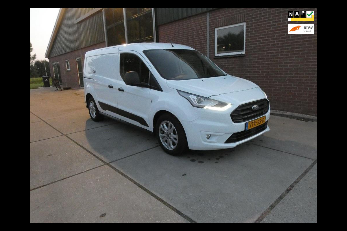 Ford Transit Connect 1.5 EcoBlue L2 120pk*navi/camera*3zits*