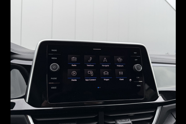 Volkswagen T-Roc 1.5 TSI 150pk DSG R-Line | Acc | Side assist | Camera Volkswagen T-Roc 1.5 TSI 150pk DSG R-Line | Acc | Side assist | Camera