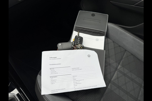 Volkswagen T-Roc 1.5 TSI 150pk DSG R-Line | Acc | Side assist | Camera Volkswagen T-Roc 1.5 TSI 150pk DSG R-Line | Acc | Side assist | Camera