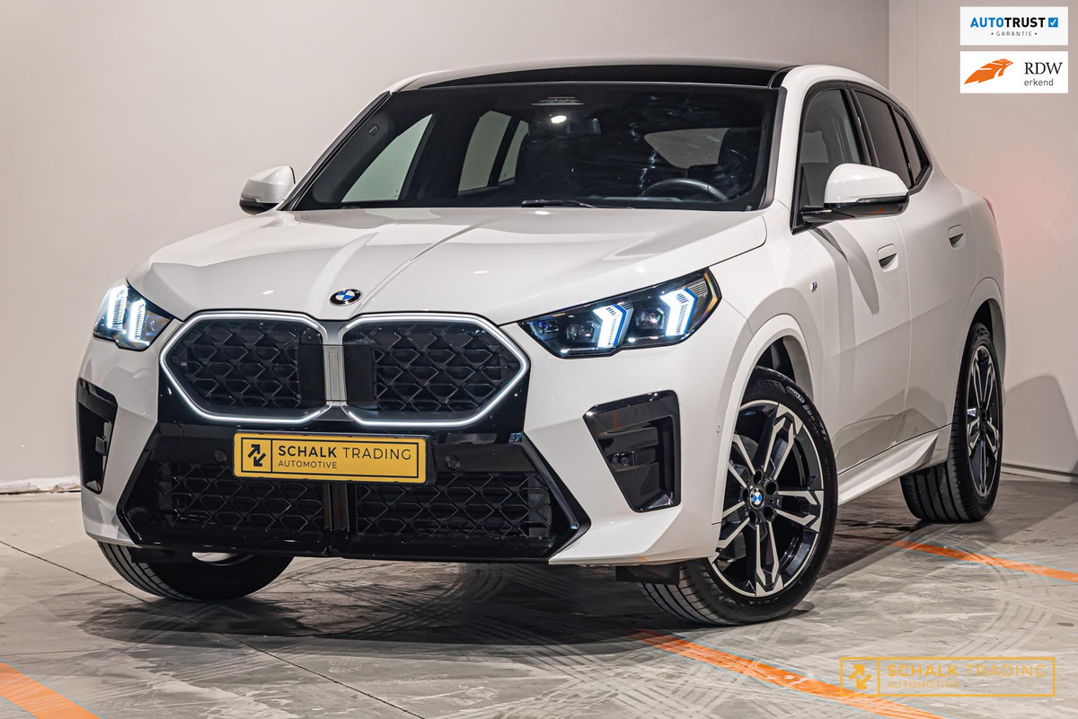 BMW X2 SDrive20i Launch Edition|M-sport|HUD|Leder|Cam|Garant BMW X2 SDrive20i Launch Edition|M-sport|HUD|Leder|Cam|Garant