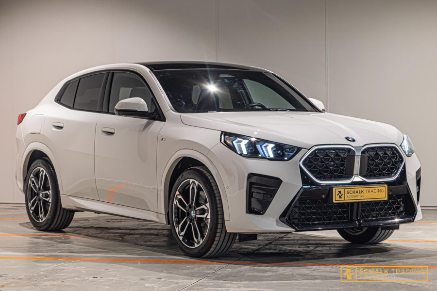 BMW X2 SDrive20i Launch Edition|M-sport|HUD|Leder|Cam|Garant