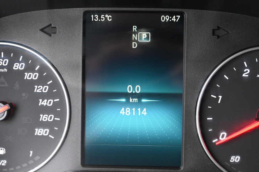 Mercedes-Benz Sprinter 317 CDI L2H2 3500kg Trekhaak, MBUX met camera, Comfort stoel