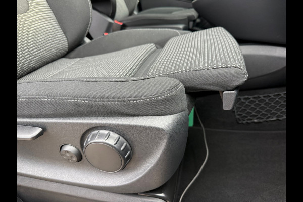 Mercedes-Benz Eqv 300 90 kWh L3 Extra lang - 8 Zitplaatsen - 07-2024 - Apple Carplay Mercedes-Benz Eqv 300 90 kWh L3 Extra lang - 8 Zitplaatsen - 07-2024 - Apple Carplay