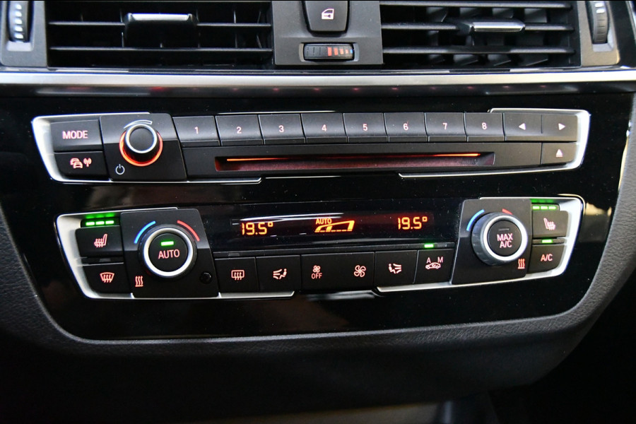 BMW 1-serie 118i Sport Line Edition, Schuifdak, Navi