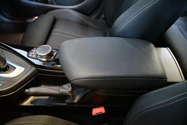 BMW 1-serie 118i Sport Line Edition, Schuifdak, Navi