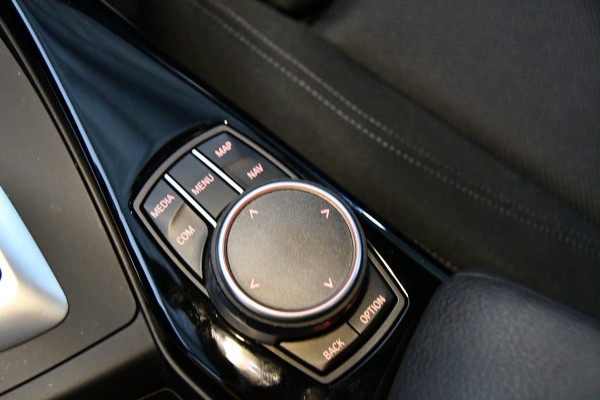 BMW 1-serie 118i Sport Line Edition, Schuifdak, Navi