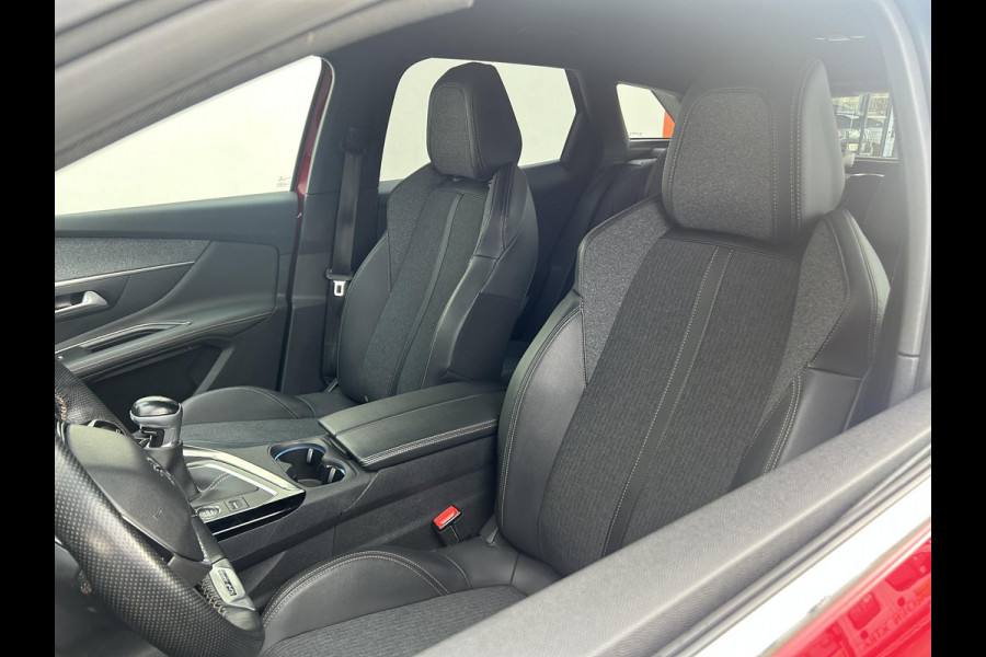 Peugeot 3008 1.2 PT 130 Allure | All season | Carplay | Trekhaak | Rijklaar incl. garantie