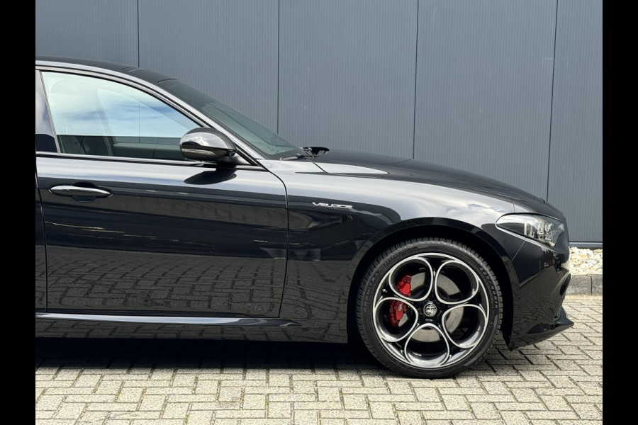 Alfa Romeo Giulia 2.0T 280 GME AWD Veloce | 19" Velgen | Panoramadak | Adas 2 Alfa Romeo Giulia 2.0T 280 GME AWD Veloce | 19" Velgen | Panoramadak | Adas 2