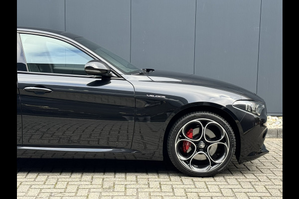 Alfa Romeo Giulia 2.0T 280 GME AWD Veloce | 19" Velgen | Panoramadak | Adas 2 Alfa Romeo Giulia 2.0T 280 GME AWD Veloce | 19" Velgen | Panoramadak | Adas 2