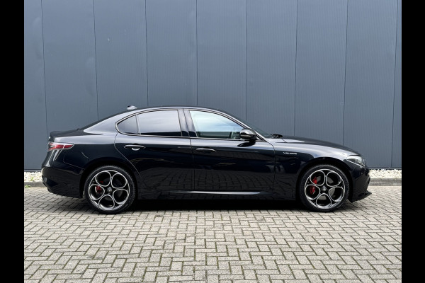 Alfa Romeo Giulia 2.0T 280 GME AWD Veloce | 19" Velgen | Panoramadak | Adas 2 Alfa Romeo Giulia 2.0T 280 GME AWD Veloce | 19" Velgen | Panoramadak | Adas 2