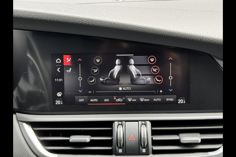 Alfa Romeo Giulia 2.0T 280 GME AWD Veloce | 19" Velgen | Panoramadak | Adas 2 Alfa Romeo Giulia 2.0T 280 GME AWD Veloce | 19" Velgen | Panoramadak | Adas 2