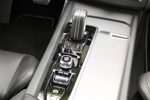 Volvo XC60 2.0 B5 AWD R-Design HarmanKardon Trekhaak 360CAM