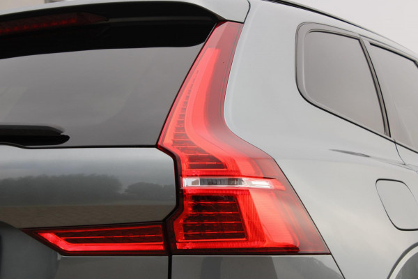 Volvo XC60 2.0 B5 AWD R-Design HarmanKardon Trekhaak 360CAM