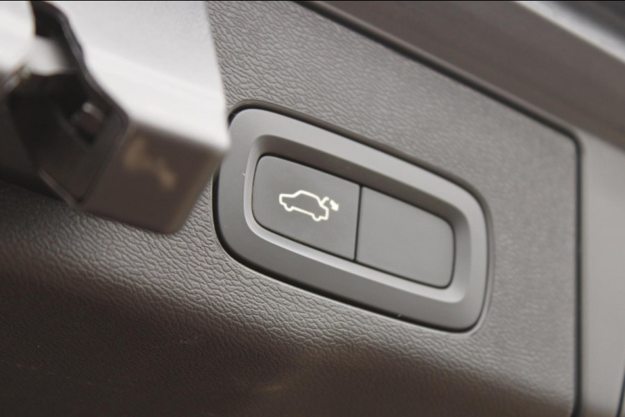 Volvo XC60 2.0 B5 AWD R-Design HarmanKardon Trekhaak 360CAM