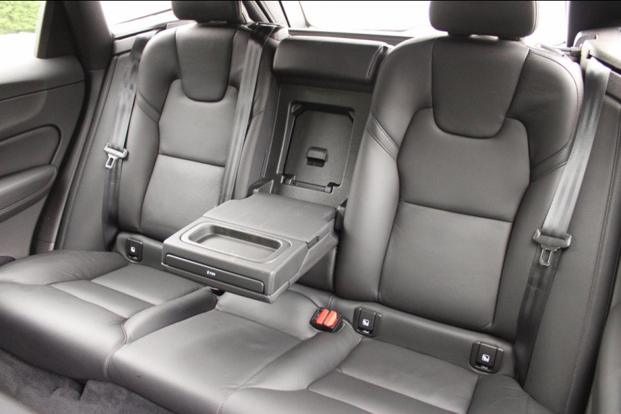 Volvo XC60 2.0 B5 AWD R-Design HarmanKardon Trekhaak 360CAM