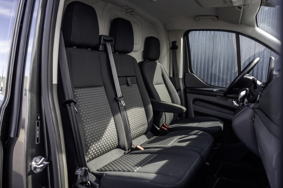 Ford Transit Custom 300 TDCI | L2H1 | Automaat | LED | Camera | CarPlay | Cruise | Airco | PDC | Euro 6