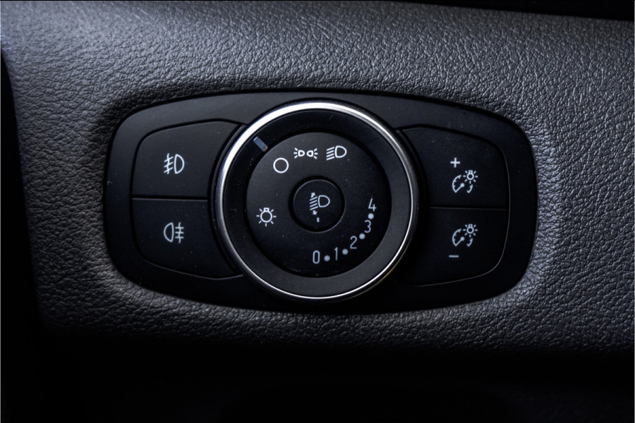 Ford Transit Custom 300 TDCI | L2H1 | Automaat | LED | Camera | CarPlay | Cruise | Airco | PDC | Euro 6