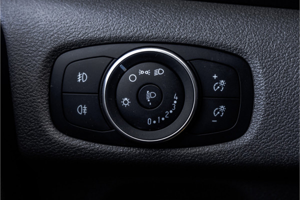 Ford Transit Custom 300 TDCI | L2H1 | Automaat | LED | Camera | CarPlay | Cruise | Airco | PDC | Euro 6
