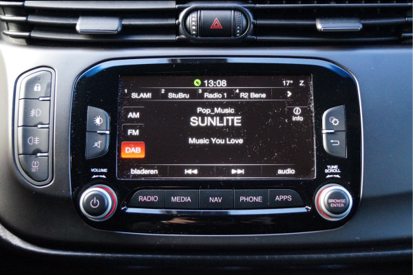 Alfa Romeo Giulietta 1.4 Turbo MultiAir Super TCT Automaat | Climate Control | 18" Lichtmetalen Velgen | Stoelverwarming | Trekhaak Alfa Romeo Giulietta 1.4 Turbo MultiAir Super TCT Automaat | Climate Control | 18" Lichtmetalen Velgen | Stoelverwarming | Trekhaak