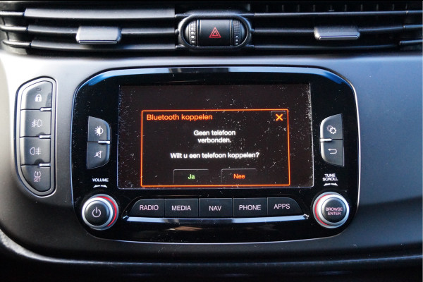 Alfa Romeo Giulietta 1.4 Turbo MultiAir Super TCT Automaat | Climate Control | 18" Lichtmetalen Velgen | Stoelverwarming | Trekhaak Alfa Romeo Giulietta 1.4 Turbo MultiAir Super TCT Automaat | Climate Control | 18" Lichtmetalen Velgen | Stoelverwarming | Trekhaak