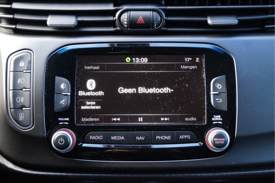 Alfa Romeo Giulietta 1.4 Turbo MultiAir Super TCT Automaat | Climate Control | 18" Lichtmetalen Velgen | Stoelverwarming | Trekhaak Alfa Romeo Giulietta 1.4 Turbo MultiAir Super TCT Automaat | Climate Control | 18" Lichtmetalen Velgen | Stoelverwarming | Trekhaak