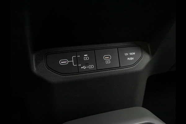 Kia EV3 Plus 81.4 kWh Private Lease v.a. € 479,- | Uit voorraad leverbaar - 2025 rijden!| 600km Rijbereik | Navi | 17" | Adapt. Cruise | Clima | PDC | Dakrails | Stoel&Stuurverw. | Priv Glass | BSM |