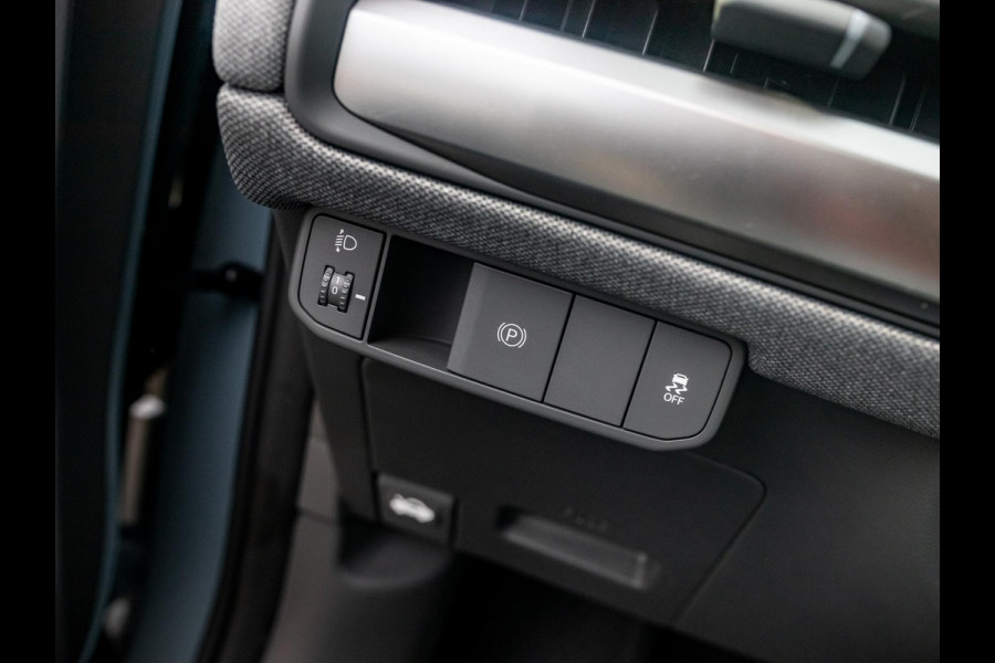 Kia EV3 Plus 81.4 kWh Private Lease v.a. € 479,- | Uit voorraad leverbaar - 2025 rijden!| 600km Rijbereik | Navi | 17" | Adapt. Cruise | Clima | PDC | Dakrails | Stoel&Stuurverw. | Priv Glass | BSM |