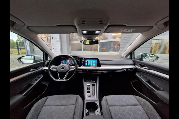 Volkswagen Golf 1.0 eTSI Life |DSG|ACC|Clima|PDC|17 inch|