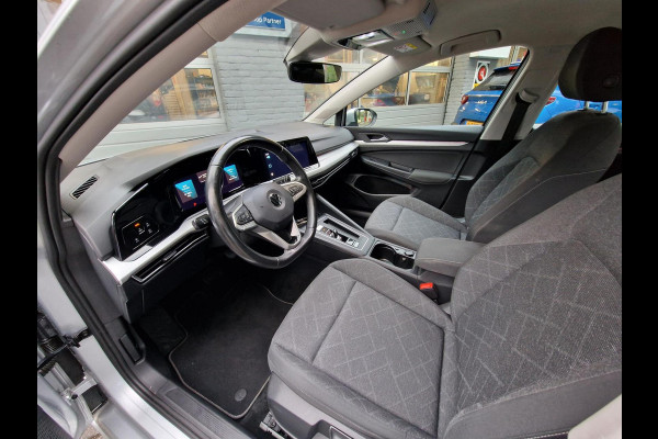 Volkswagen Golf 1.0 eTSI Life |DSG|ACC|Clima|PDC|17 inch|