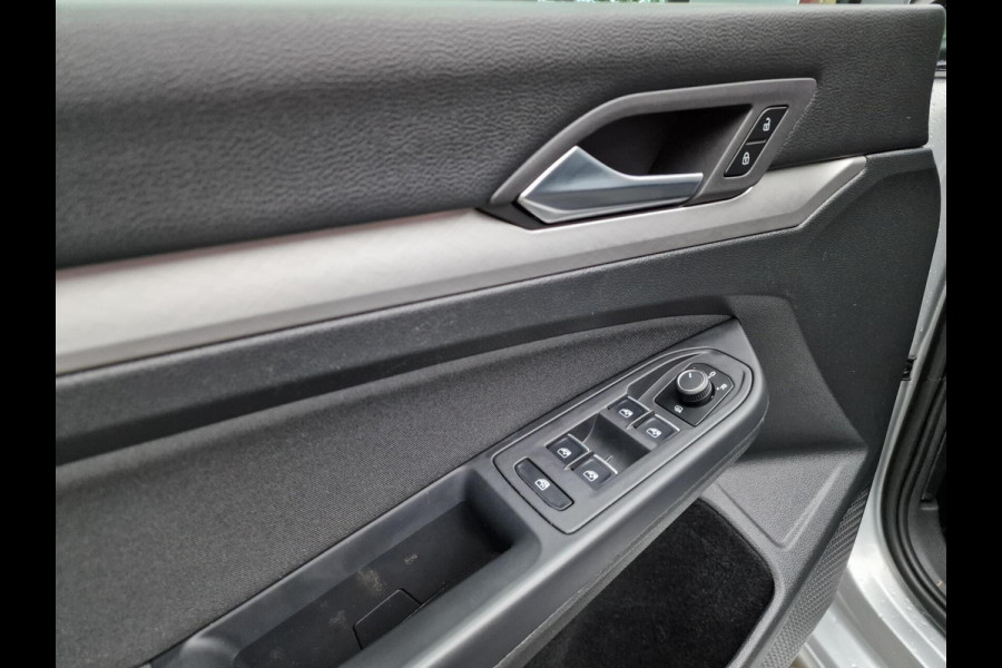 Volkswagen Golf 1.0 eTSI Life |DSG|ACC|Clima|PDC|17 inch|