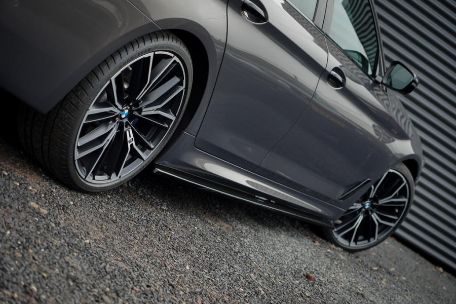 BMW 5 Serie 530i High Executive Edition / M-Sport / Laser / M-Stoelen / Schuifdak / Adaptive Cruise BMW 5 Serie 530i High Executive Edition / M-Sport / Laser / M-Stoelen / Schuifdak / Adaptive Cruise