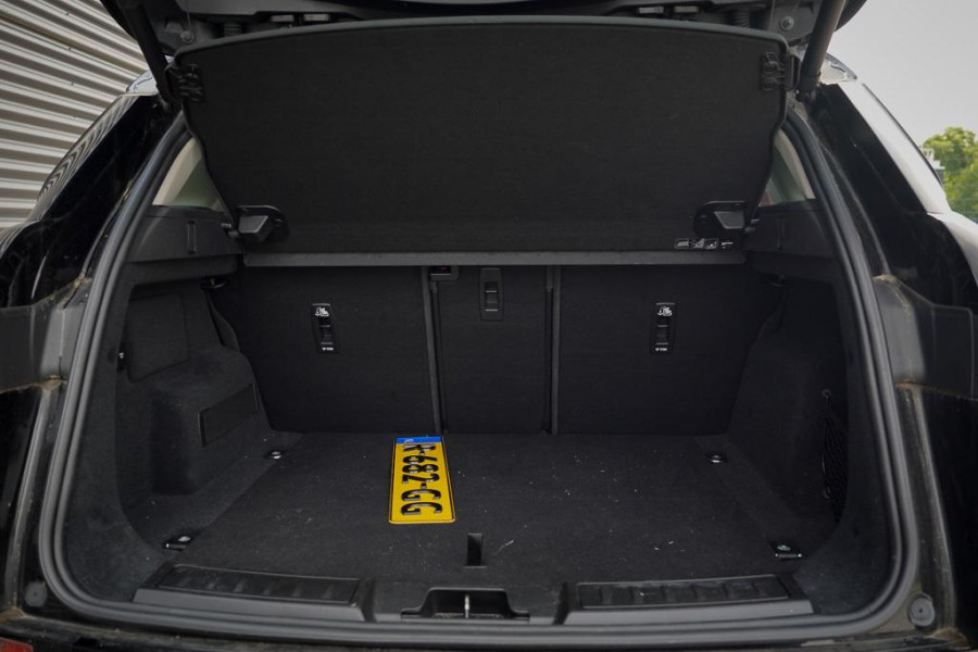 Land Rover Range Rover Evoque 2.0 P200 AWD R-Dynamic HSE / Pano / Memory / Camera