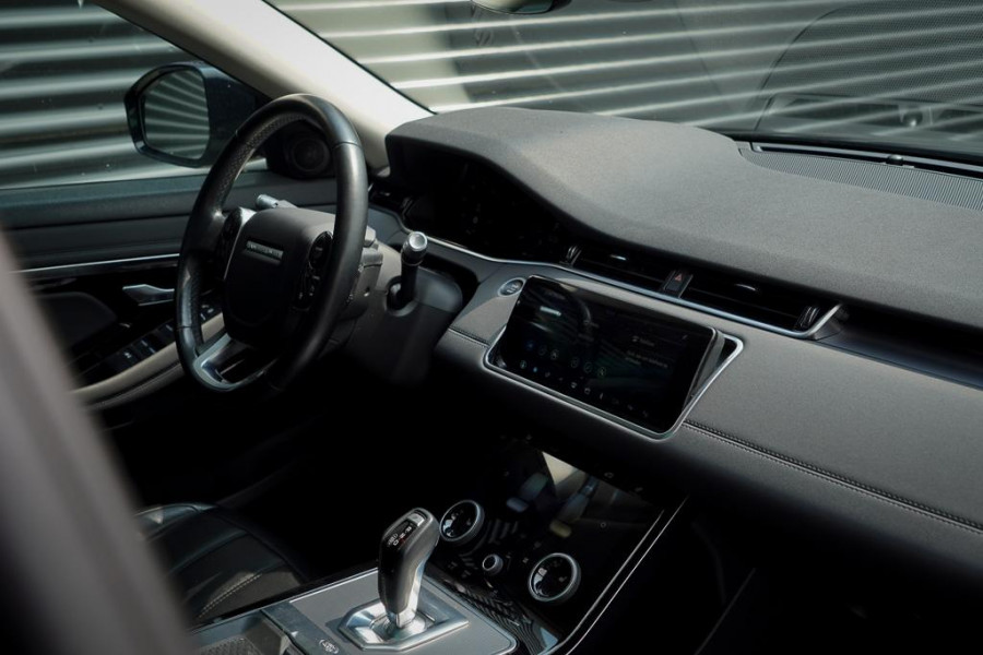 Land Rover Range Rover Evoque 2.0 P200 AWD R-Dynamic HSE / Pano / Memory / Camera