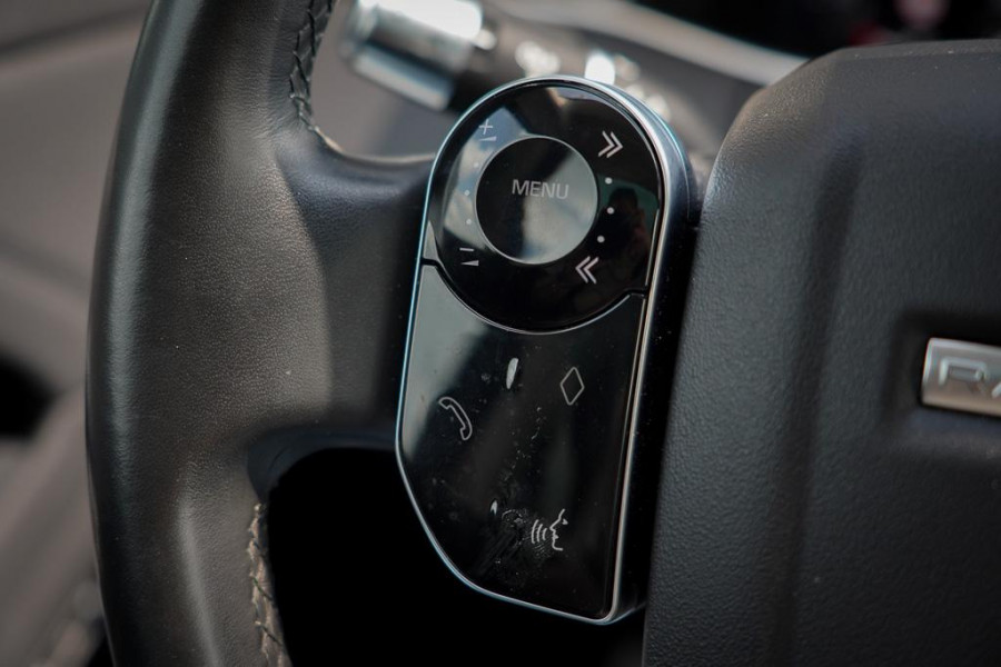 Land Rover Range Rover Evoque 2.0 P200 AWD R-Dynamic HSE / Pano / Memory / Camera