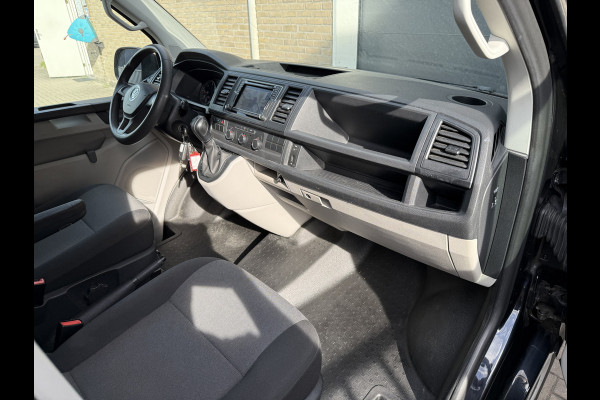 Volkswagen Transporter 2.0 TDI 150PK EURO 6 L1H1 Navigatie systeem/cruise control Volkswagen Transporter 2.0 TDI 150PK EURO 6 L1H1 Navigatie systeem/cruise control
