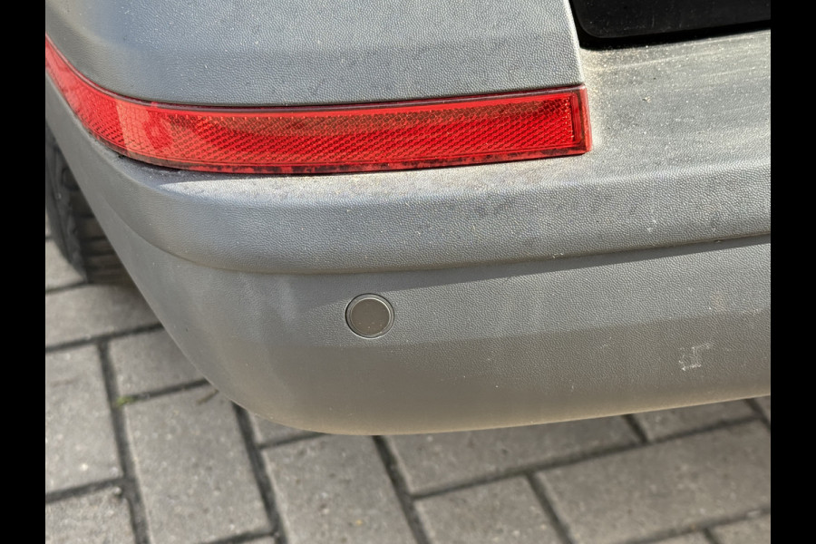 Volkswagen Transporter 2.0 TDI 150PK EURO 6 L1H1 Navigatie systeem/cruise control Volkswagen Transporter 2.0 TDI 150PK EURO 6 L1H1 Navigatie systeem/cruise control