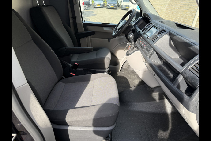 Volkswagen Transporter 2.0 TDI 150PK EURO 6 L1H1 Navigatie systeem/cruise control Volkswagen Transporter 2.0 TDI 150PK EURO 6 L1H1 Navigatie systeem/cruise control